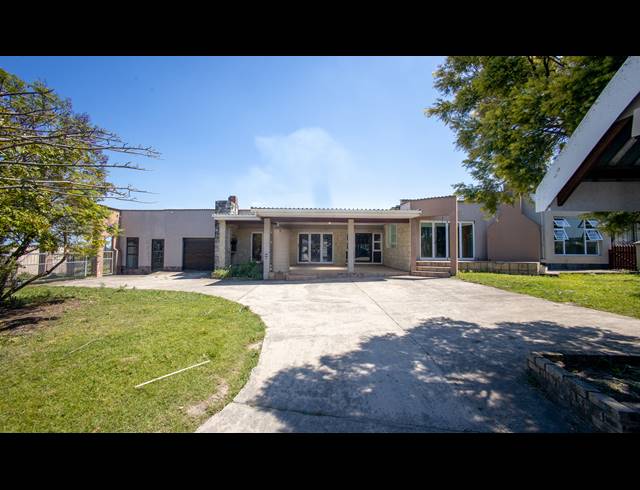 116,000M² FARM FOR SALE IN COVE ROCK
